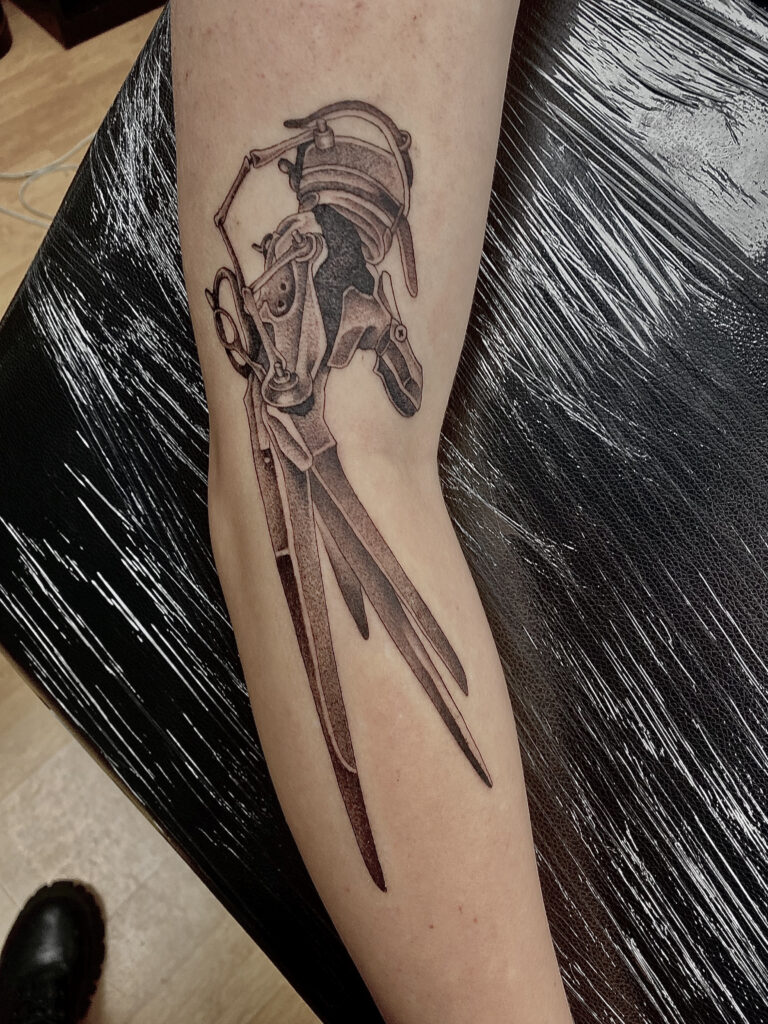 edwardscissorhandstattoo